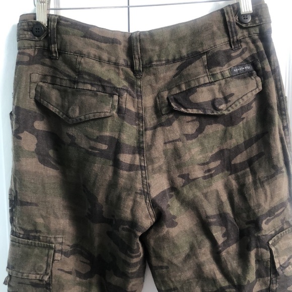 Sanctuary by Anthropologie Linen Relaxed Fit Camo Cargo Pants Size 25 - Picture 9 of 16